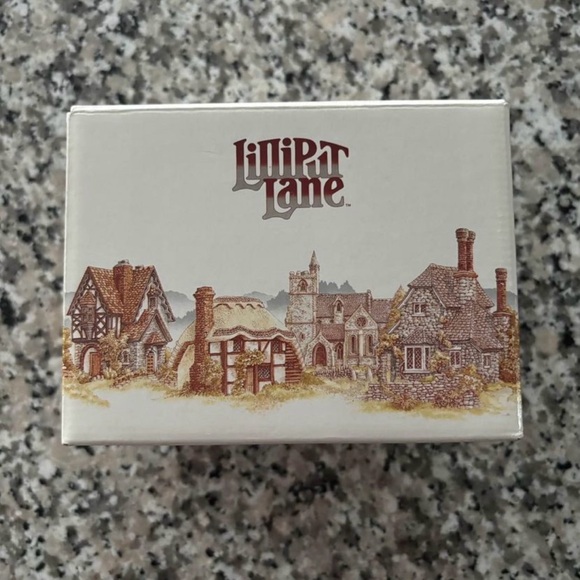 Lilliput Lane - “Village Bakery” - Picture 2 of 4